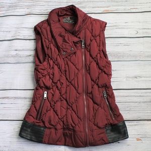 NWOT BURGUNDY MARC NEW YORK PERFORMANCE PUFFER VEST MEDIUM